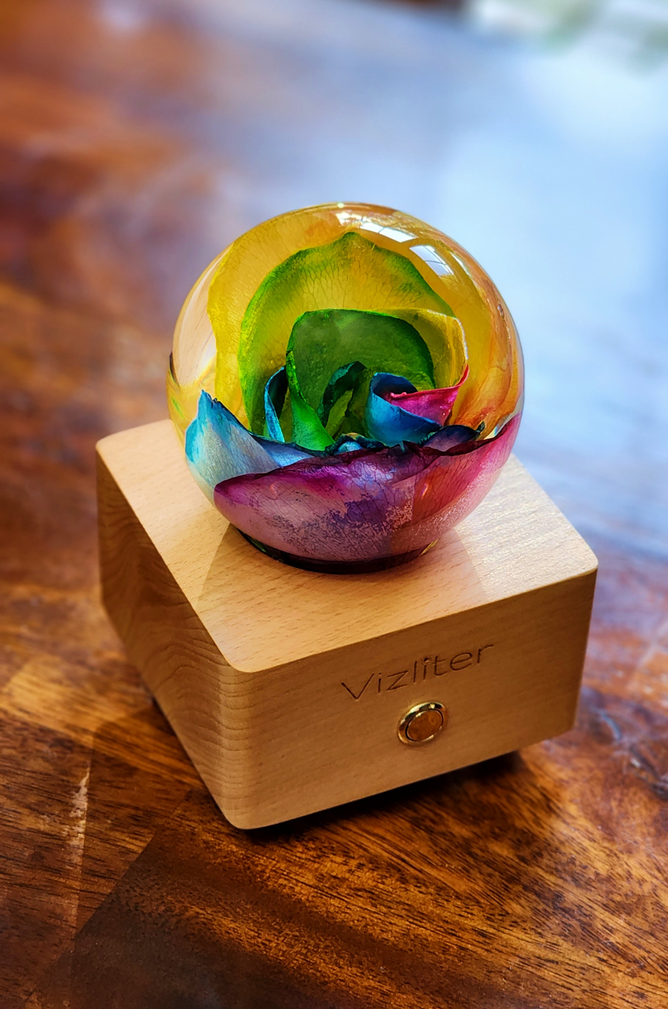 Vizliter Bluetooth Speaker Crystal Ball LED 80mm Lighting Premium Preserved Natural Flower with Wood Base Never Withered Eternal Night Light Rainbow Rose